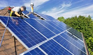 Service d'installation de photovoltaïque et tuiles photovoltaïques à Toury